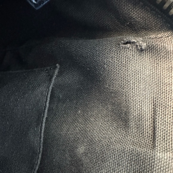 Givenchy Antigona Medium Bag - Picture 10 of 11